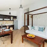 By The Sea Sparadici, - 24420 Apartment