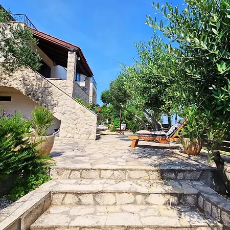 By The Sea Sparadici, - 24420 * شيبينيك