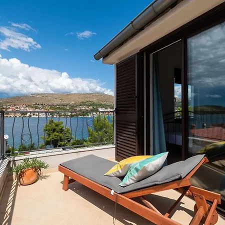 By The Sea Sparadici, - 24420