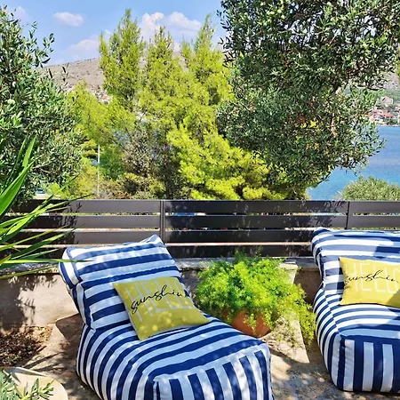 By The Sea Sparadici, - 24420 Apartment