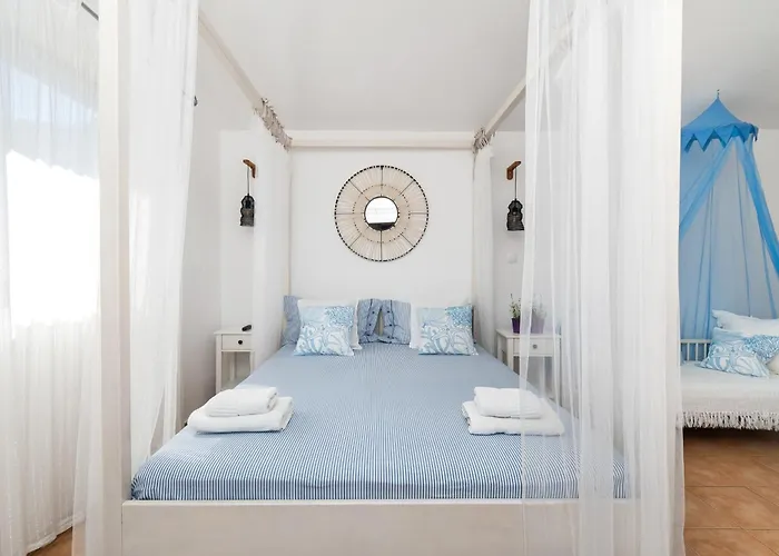 By The Sea Sparadici, - 24420 *