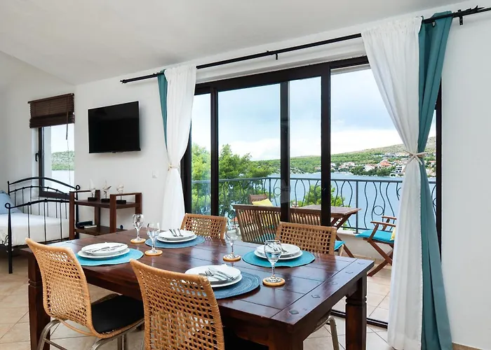 By The Sea Sparadici, - 24420 דירה *